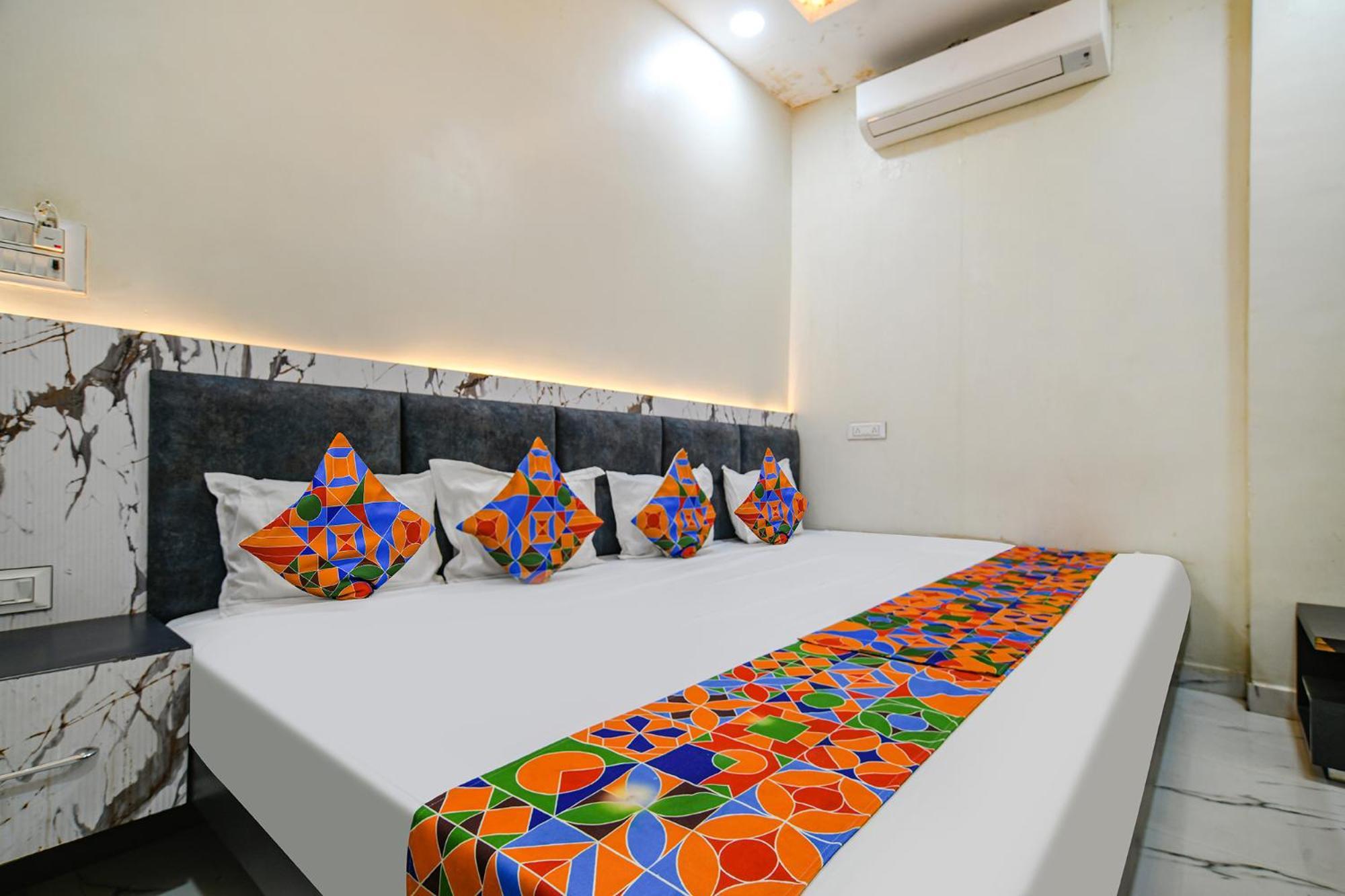 Fabexpress Orbit Hotel Ujjain Exterior photo